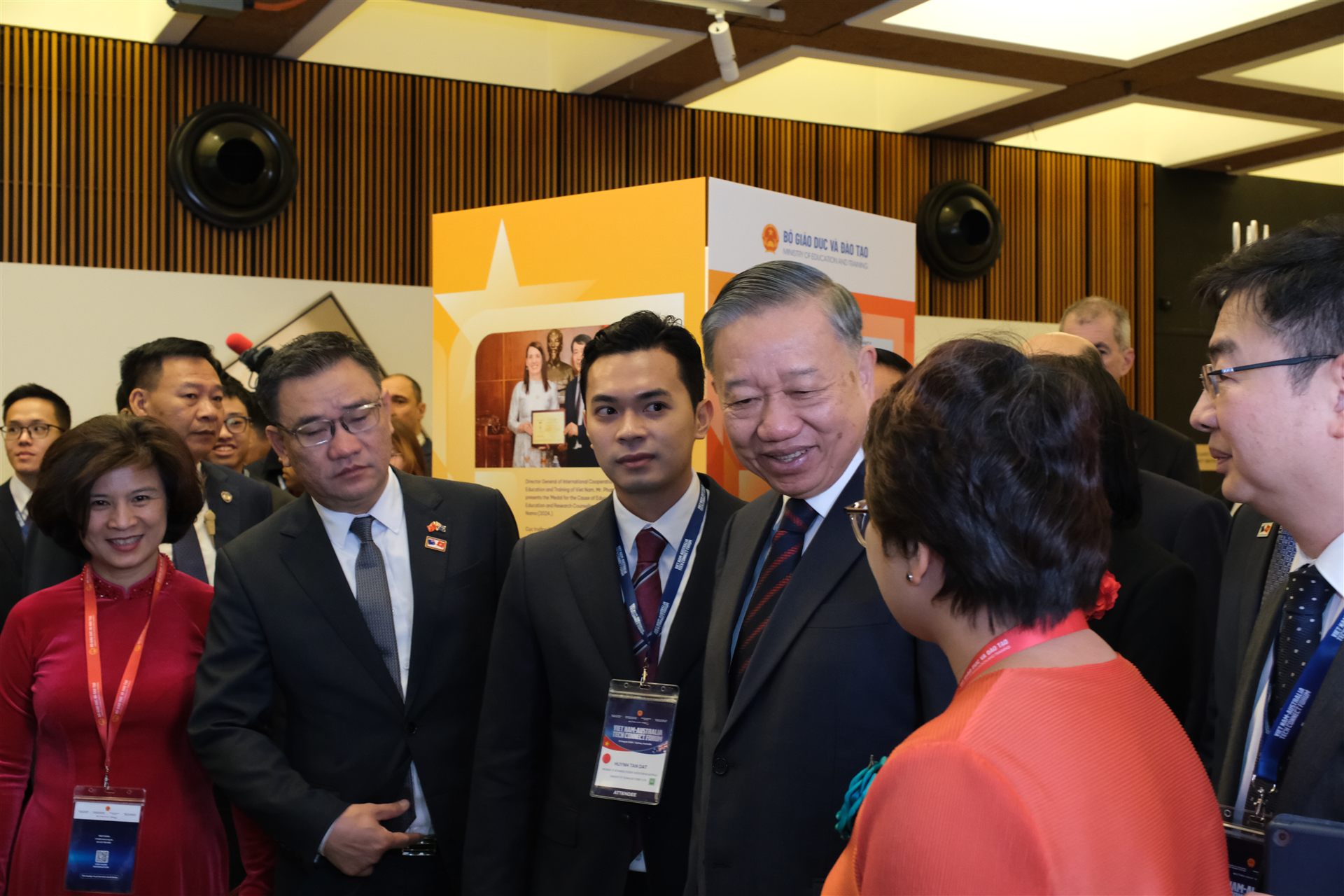 General Secretary and President To Lam speaking with NIC AU and SVAU representatives in Sydney